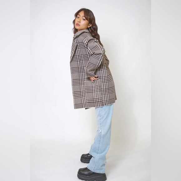 Coatigan Sweater Coat in Brown and Cream Glen Plaid Pattern - Picture 2 of 7